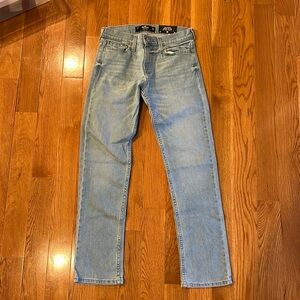 New with tags Men's Hollister slim straight jeans